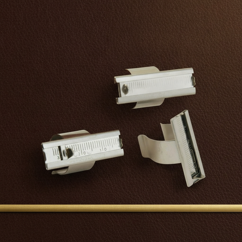 ambidextrous endodontic finger gauge in german stainless steel — Dental Bench